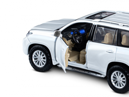 Фото Машина "АВТОПАНОРАМА" Land Cruiser Prado, 1/24, белый, свет, звук, в/к 24,5х12,5х10,5 см | Инномарт
