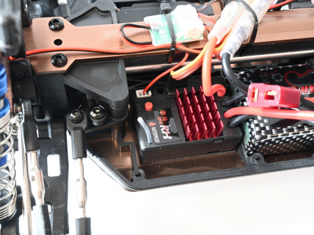 Фото Радиоуправляемый монстр Remo Hobby (красный) 4WD 2.4G 1/14 RTR | Инномарт