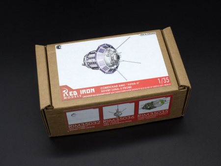 Фото Сборная модель Red Iron Models Советская АМС Луна-3, 1/35 | Инномарт