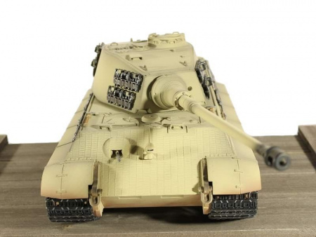Фото Р/У танк Torro King Tiger (башня Henschel) 1/16 2.4G, ИК-пушка, деревянная коробка | Инномарт
