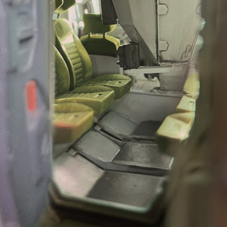 Фото Сборная модель ZVEZDA Российский бронеавтомобиль Тайфун ВДВ 4*4 К-4386 с БМДУ, 1/35 | Инномарт