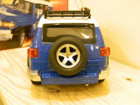 Фото Р/У машина HQ 630 масштаб 1:18 Toyota FJ (NiCD +зу) | Инномарт