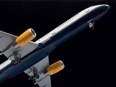Фото Сборная модель ZVEZDA Пассажирский авиалайнер Боинг-757-200, 1/144 | Инномарт