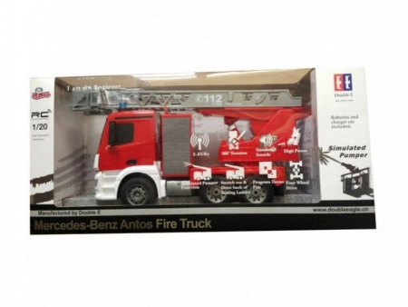 Фото Радиоуправляемая пожарная машина Double Eagle Mercedes-Benz Actros, брызгает водой 1:20 | Инномарт