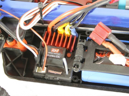 Фото Радиоуправляемый монстр Remo Hobby SMAX Brushless UPGRADE V2.0 (красный) 4WD 2.4G 1/16 RTR | Инномарт