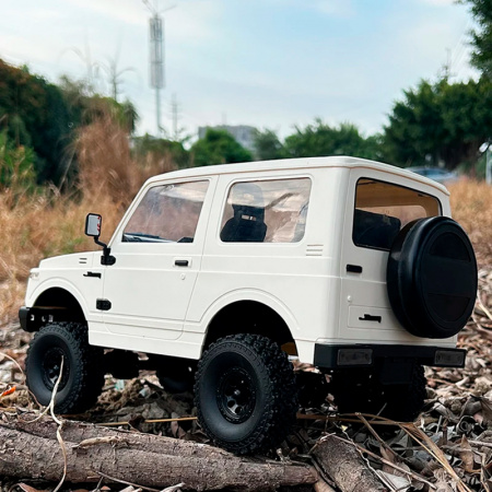 Фото Радиоуправляемая машина WPL Suzuki Jimny (белая) 4WD 2.4G 1/10 RTR | Инномарт