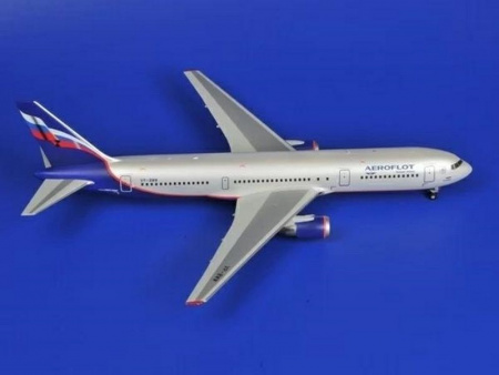 Фото Сборная модель ZVEZDA Пассажирский авиалайнер Боинг 767-300, подарочный набор, 1/144 | Инномарт