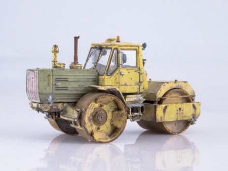 Фото Сборная модель AVD Виброкаток СД-802, 1/43 | Инномарт