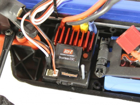 Фото Радиоуправляемый шорт-корс Remo Hobby Rocket Brushless UPGRADE V2.0 (красный) 4WD 2.4G 1/16 RTR | Инномарт