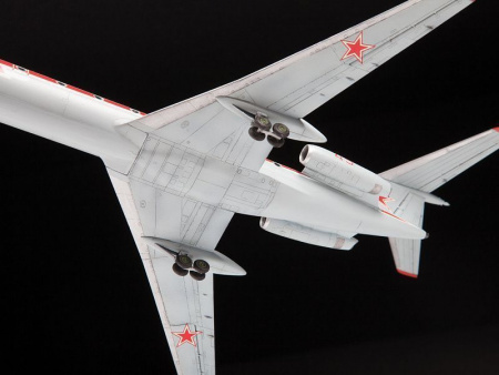 Фото Сборная модель ZVEZDA Учебно-тренировочный самолёт ТУ-134УБЛ, 1/144 | Инномарт