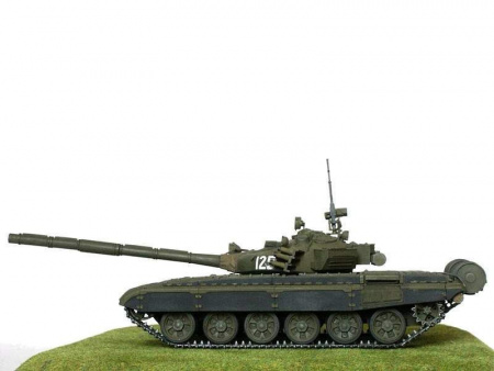 Фото Сборная модель ZVEZDA Советский основной боевой танк Т-72Б, 1/35 | Инномарт