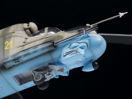 Фото Сборная модель ZVEZDA Советский ударный вертолёт Ми-24П, 1/48 | Инномарт