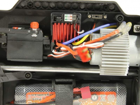 Фото Радиоуправляемый монстр Remo Hobby MMAX UPGRADE (красный) 4WD 2.4G 1/10 RTR | Инномарт
