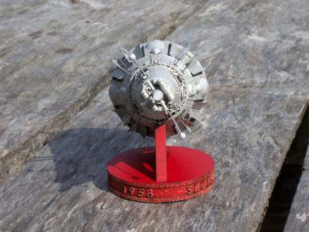 Фото Сборная модель Red Iron Models Советский ИСЗ Спутник-3, 1/35 | Инномарт