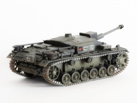 Фото Сборная модель ZVEZDA Немецкое штурмовое орудие Штурмгешутц III (StuG III Ausf.F), 1/35 | Инномарт