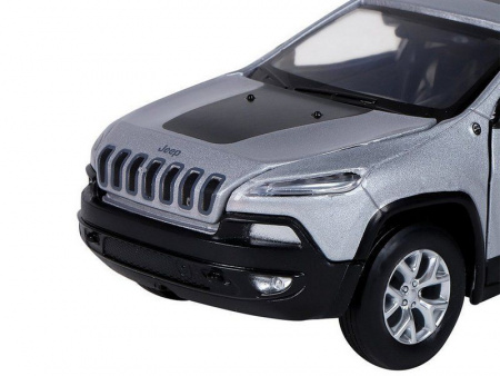 Фото Машина "АВТОПАНОРАМА" Jeep Cherokee, 1/32, серебряный, инерция, свет, звук, в/к 17,5*13,5*9 см | Инномарт