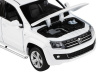 Фото Машина "АВТОПАНОРАМА" Volkswagen Amarok, белый, 1/30, свет, звук, инерция, в/к 20*10*11 см | Инномарт