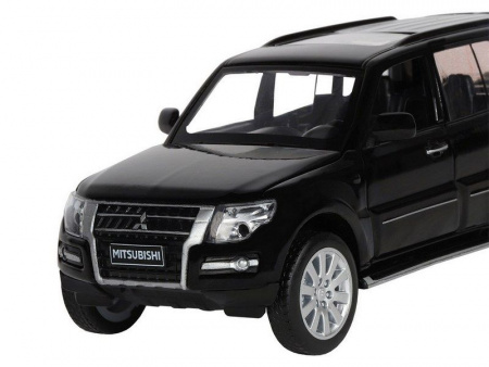Фото Машина "АВТОПАНОРАМА" Mitsubishi Pajero 4WD Tubro, черный, 1/33, свет, звук, в/к 17,5*13,5*9 см | Инномарт