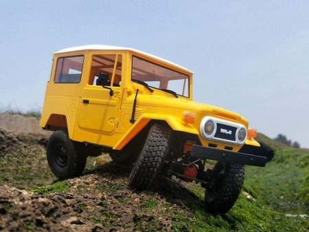 Фото Радиоуправляемая машина WPL японский внедорожник FJ40 (желтая) 4WD 2.4G 1/16 RTR | Инномарт