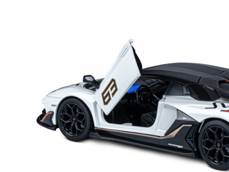 Фото Машина "АВТОПАНОРАМА" Lamborghini SVJ, 1/24, белый, свет, звук, в/к 24,5х12,5х10,5 см | Инномарт