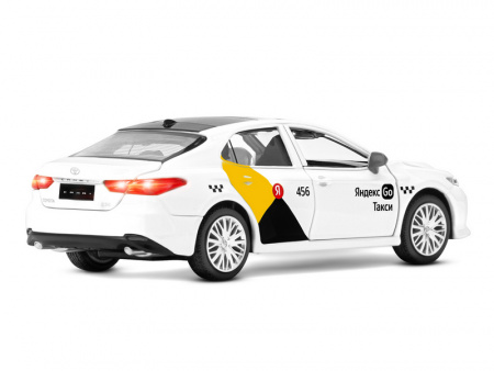 Фото Машина "АВТОПАНОРАМА" Яндекс Go Toyota Camry, 1/34, белый, инерция, свет, Алиса, в/к 17,5*13,5*9 см | Инномарт