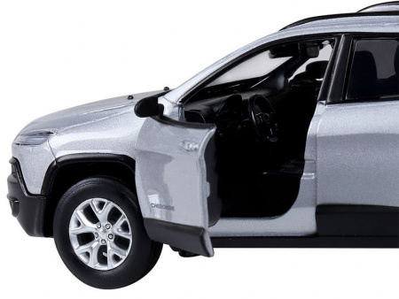 Фото Машина "АВТОПАНОРАМА" Jeep Cherokee, 1/32, серебряный, инерция, свет, звук, в/к 17,5*13,5*9 см | Инномарт