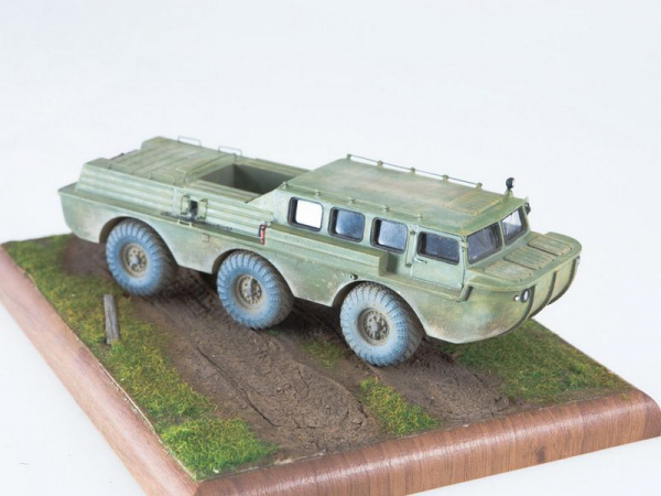 Сборная модель AVD Вездеход-амфибия ЗИЛ-49042, 1/43 | Инномарт