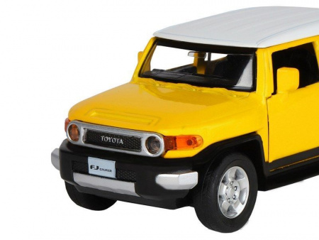 Фото Машина "АВТОПАНОРАМА" Toyota FJ Cruiser,желтый, 1/32, свет, звук, инерция, в/к 17,5*13,5*9 см | Инномарт