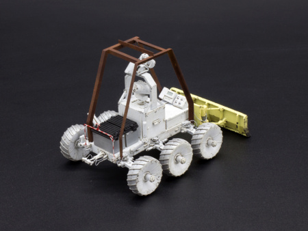 Фото Сборная модель Red Iron Models Сервисно-транспортный робот СТР-1, 1/35 | Инномарт