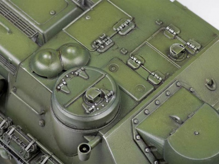 Фото Сборная модель ZVEZDA Советский истребитель танков СУ-100, 1/35 | Инномарт
