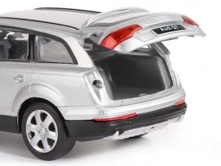 Фото Машина "АВТОПАНОРАМА" Audi Q7, серебряный, 1/32, свет, звук, инерция, в/к 17,5*13,5*9 см | Инномарт