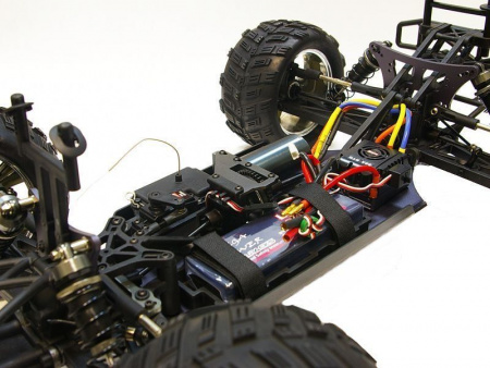Фото Радиоуправляемый монстр Himoto Raider Brushless 4WD 2.4G 1/8 RTR | Инномарт