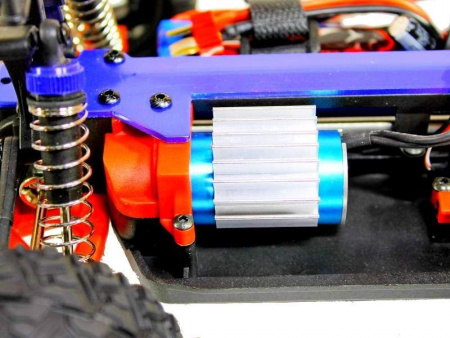 Фото Радиоуправляемый монстр Remo Hobby SMAX Brushless UPGRADE (красный) 4WD 2.4G 1/16 RTR | Инномарт