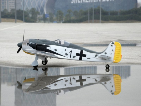 Фото Радиоуправляемый самолет Top RC FW190 1200мм (закрылки, шасси) 2.4G 6-ch LiPo RTF | Инномарт