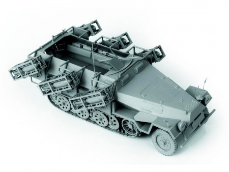 Фото Сборная модель ZVEZDA Немецкий БТР с пусковыми установками Sd.Kfz.251/1 Ausf.B "Ханомаг", 1/35 | Инномарт