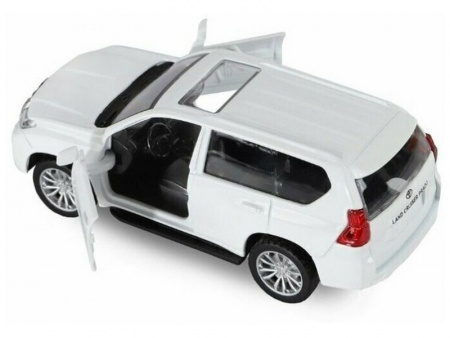 Фото Машина "АВТОПАНОРАМА" Land Cruiser Prado, белый, 1/42, инерция, откр. двери, в/к 17,5*12,5*6,5 см | Инномарт