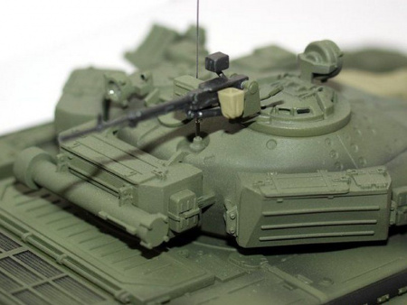 Фото Сборная модель ZVEZDA Советский основной боевой танк Т-72Б, 1/35 | Инномарт