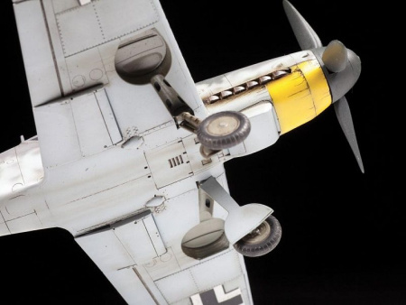 Фото Сборная модель ZVEZDA Немецкий истребитель Мессершмитт BF-109G6, 1/48 | Инномарт