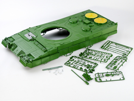 Фото Верхняя часть корпуса с комплектом аксессуаров для танка Leopard 2A6, неокрашеная. | Инномарт