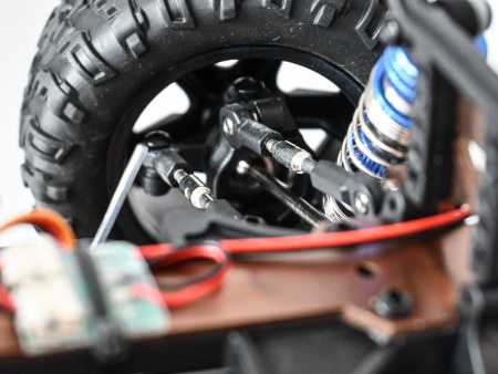 Фото Радиоуправляемый монстр Remo Hobby (зеленый) 4WD 2.4G 1/14 RTR | Инномарт