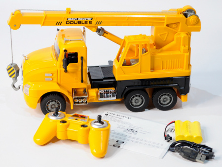 Фото Радиоуправляемый автокран Double Eagle MACK 1/26 2.4G RTR | Инномарт