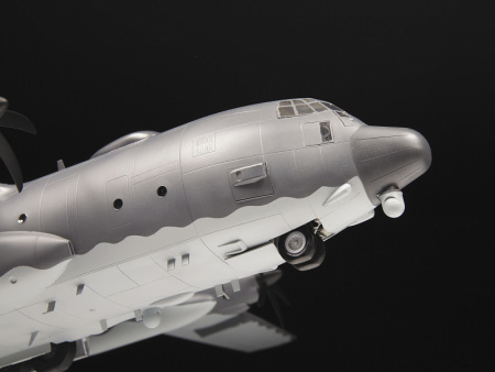 Фото Сборная модель ZVEZDA Американский самолет огневой поддержки АС-130J Ghostrider, 1/72 | Инномарт