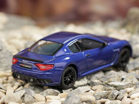 Фото Машина Kinsmart 1:38 Maserati GranTurismo MC Stradale инерция (1/12шт.) б/к | Инномарт
