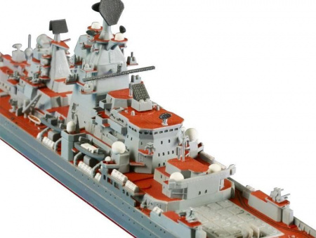 Фото Сборная модель ZVEZDA Российский атомный ракетный крейсер “Петр Великий”, 1/700 | Инномарт