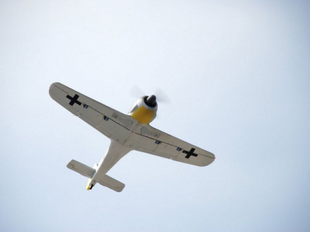 Фото Радиоуправляемый самолет Top RC FW190 1200мм (закрылки, шасси) 2.4G 6-ch LiPo RTF | Инномарт