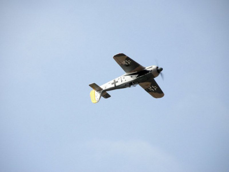 Фото Радиоуправляемый самолет Top RC FW190 1200мм (закрылки, шасси) 2.4G 6-ch LiPo RTF | Инномарт