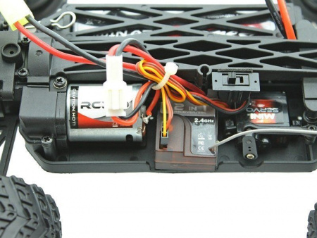 Фото Радиоуправляемый монстр Himoto Tracker 4WD 2.4G 1/18 RTR | Инномарт