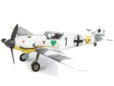 Фото Сборная модель ZVEZDA Немецкий истребитель "Мессершмитт" Bf-109F4, 1/48 | Инномарт