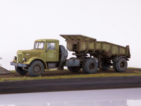 Фото Сборная модель AVD МАЗ-200В с полуприцепом МАЗ-5232В, 1/43 | Инномарт