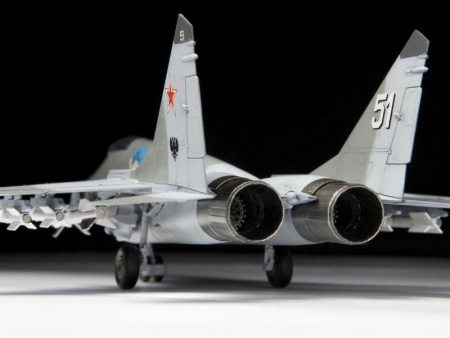 Фото Сборная модель ZVEZDA Российский истребитель МиГ-29 (9-13), 1/72 | Инномарт